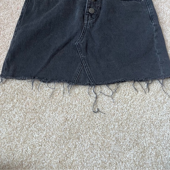 Madewell Black Rigid Denim A-Line Distressed Skirt Size 25 - Picture 8 of 13
